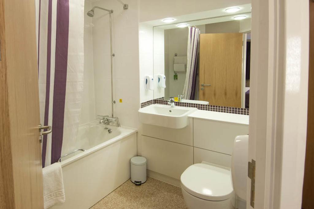Premier Inn Norwich - Broadlands Park Thorpe St Andrew Rum bild
