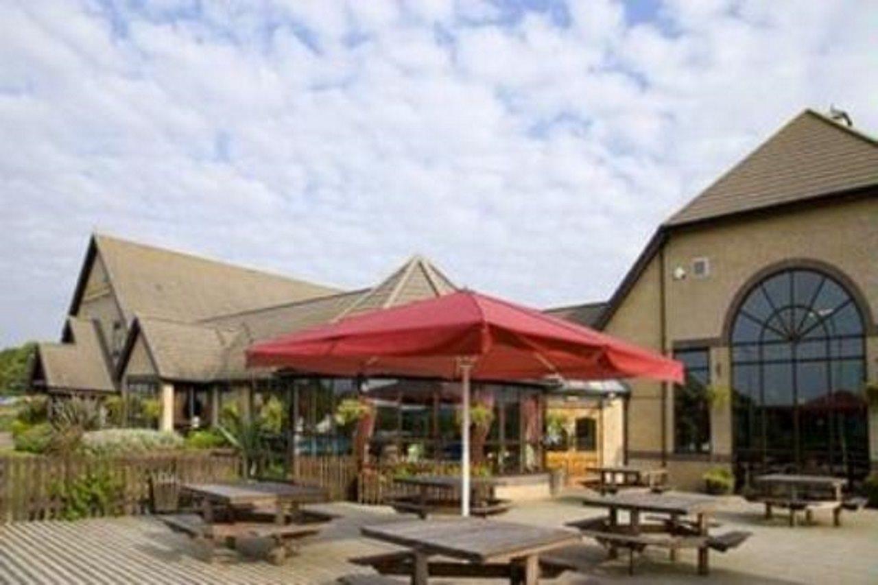 Premier Inn Norwich - Broadlands Park Thorpe St Andrew Exteriör bild